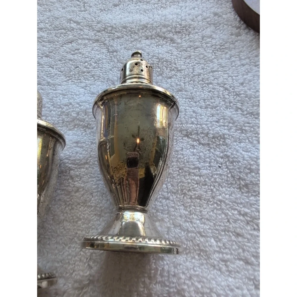 Sterling Silver Weighted Salt &‎ Pepper Shaker By Duchin Creation